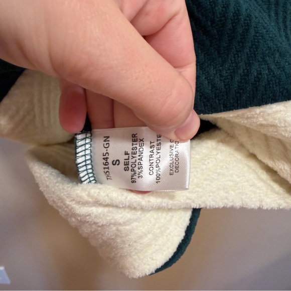 Anthropologie THML Green White Christmas Holiday Sweater Top Small - Picture 10 of 12